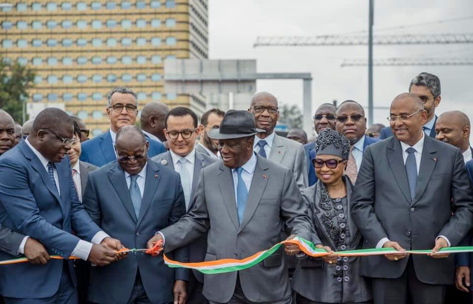 Maroc-Côte d’Ivoire : le pont de Cocody à Abidjan inauguré par le Président Alassane Ouattara